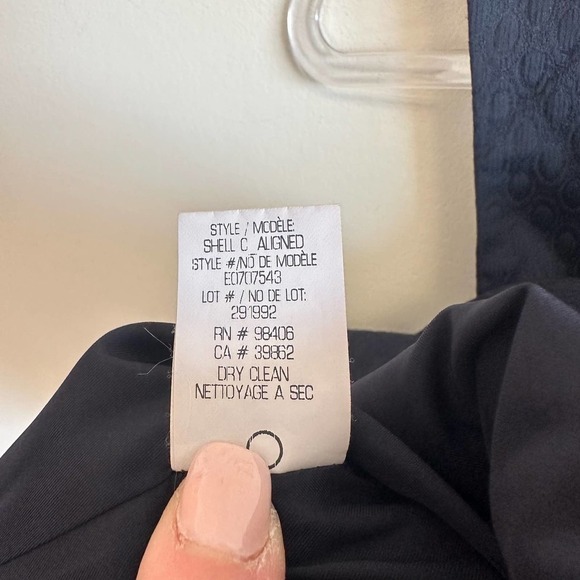 Theory Textured Sleeveless Top Blouse Crew Neck Back Zip Navy Blue Size Small - Picture 4 of 14